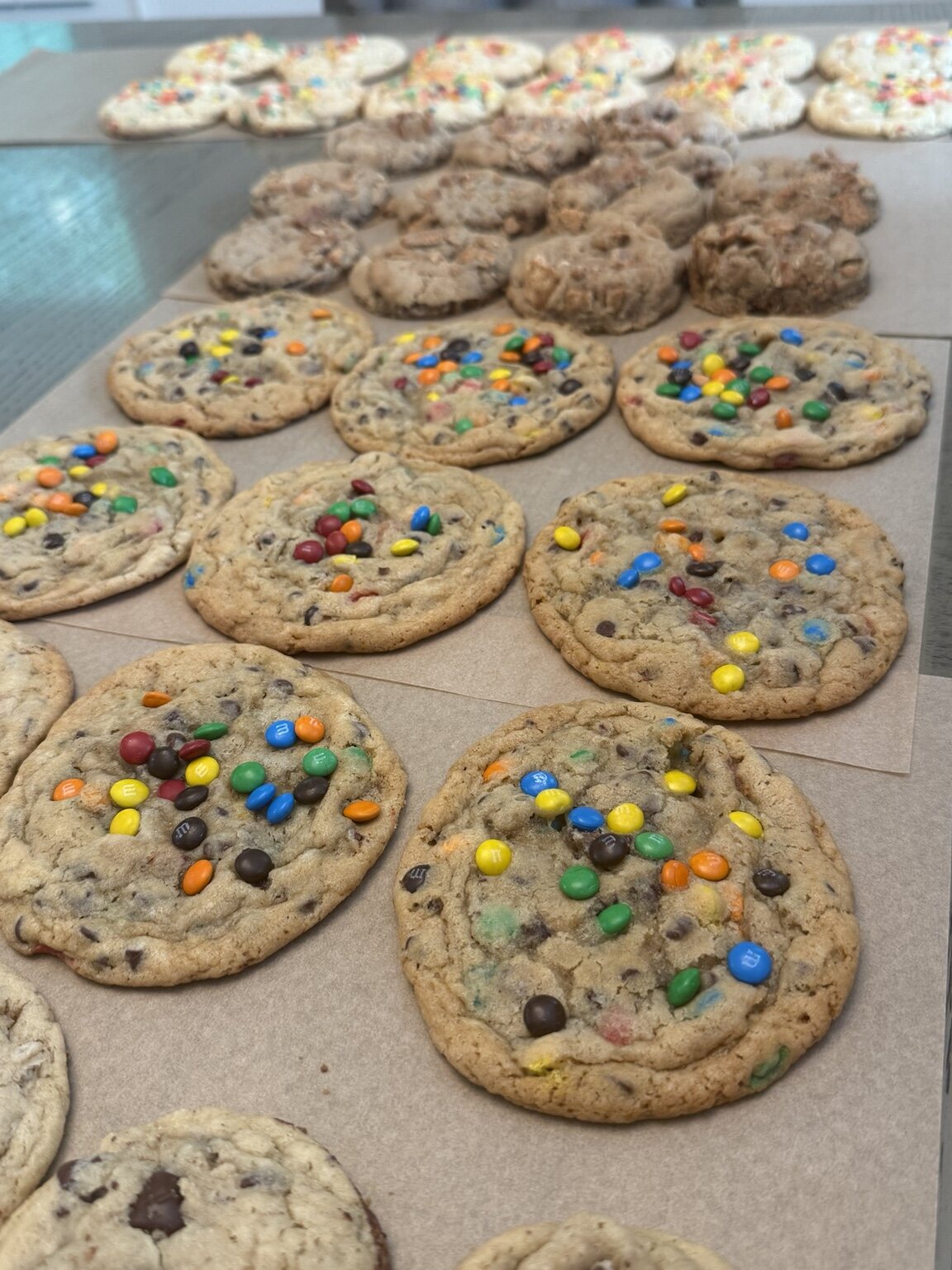Freshly baked Backpack Laces cookies cooling in the LadySneaks kitchen